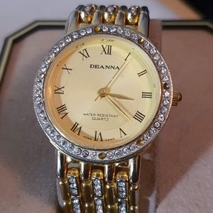 🦋10/$20🦋 Deanna Goldtone/Rhinestone Women's Watch